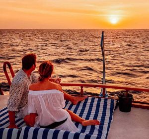 Sandbank and Sunset Cruise 