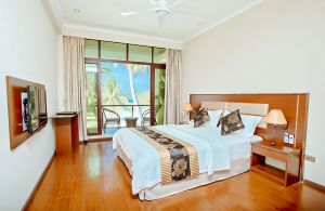 Kaani Grand Sea View Hotel 