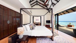 Overwater Pool Suite 